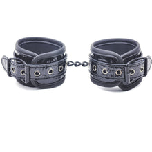 Load image into Gallery viewer, BOSSY BDSM SET
